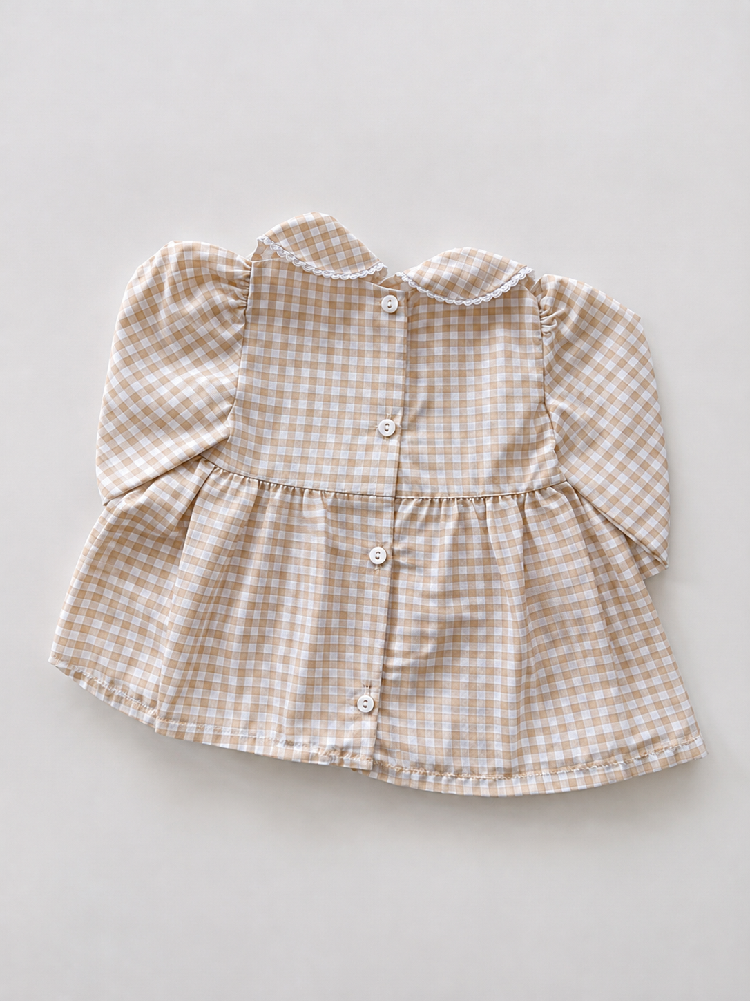 Robe à carreaux avec couvre-couche
